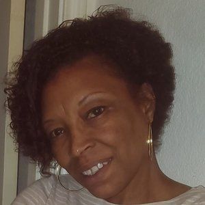 Meet your Posher, Faye